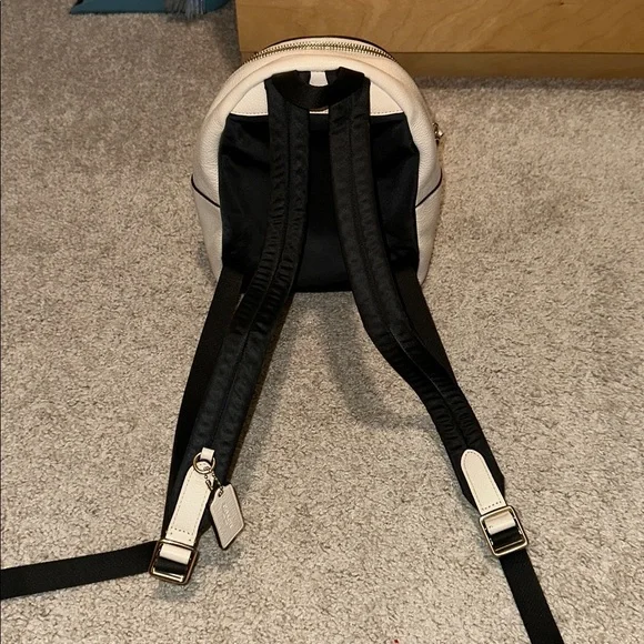 Coach Mini Charlie Backpack Cream Pebble Leather - Picture 2 of 5